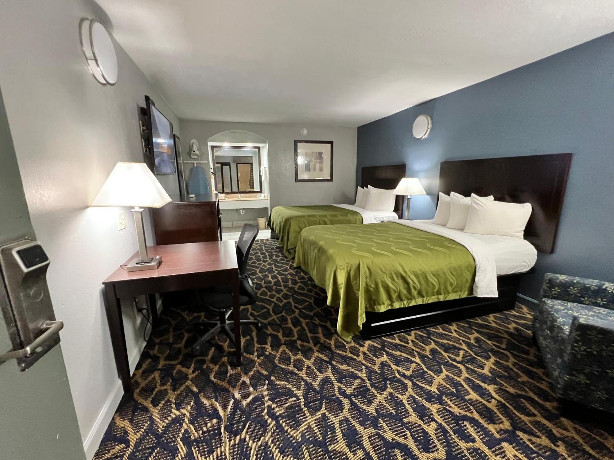 Quality Inn Indianola Екстериор снимка